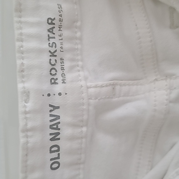 Off-white Old Navy rockstar midrise skinny jeans in 12 petite - Picture 5 of 7